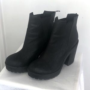H&M DIVIDED Combat Boots